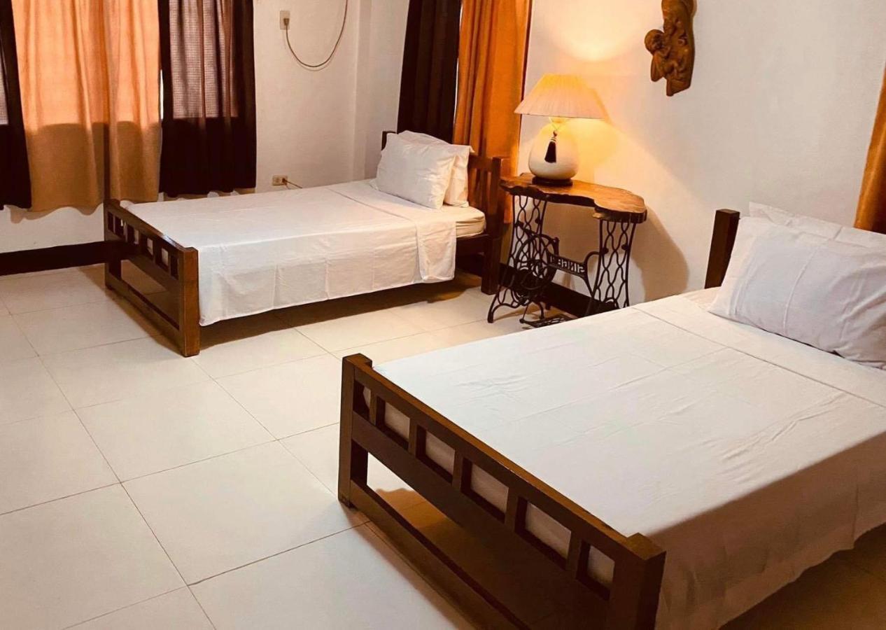 Casa Don Julian Guesthouse Bais Bagian luar foto