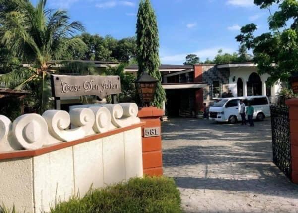 Casa Don Julian Guesthouse Bais Bagian luar foto